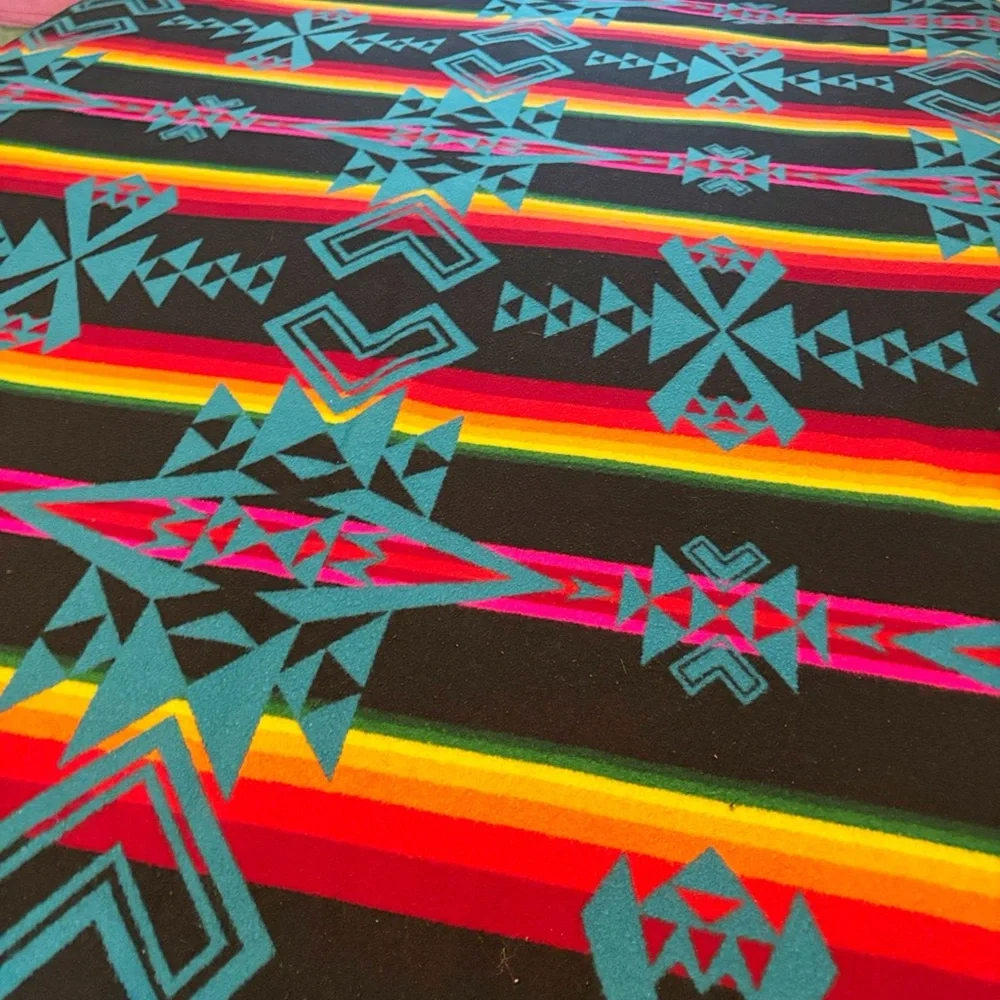 Pendleton Wool Blanket - Picture 3 of 8